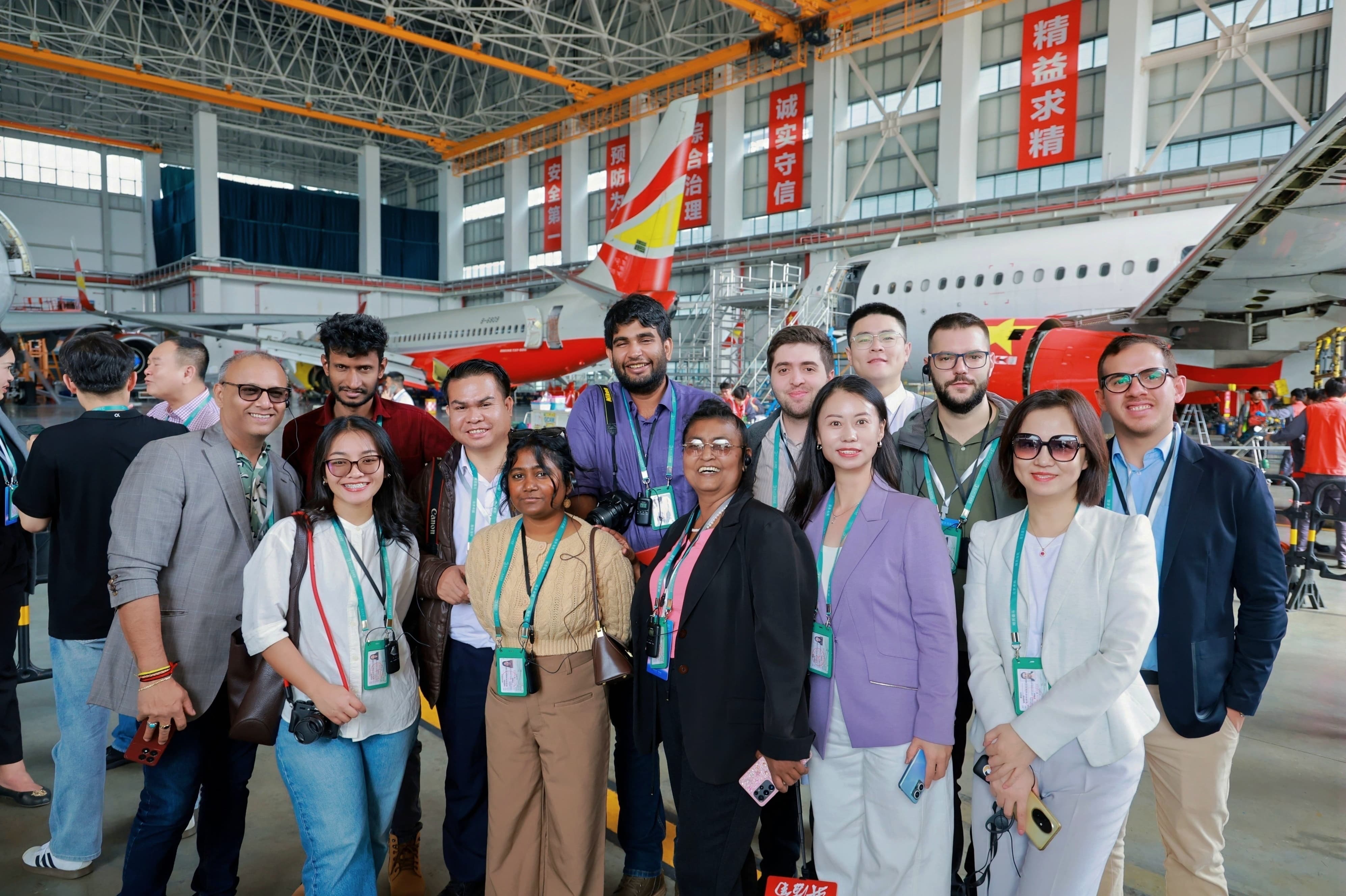 Global South Journalists Get Look at Hainan Aircraft Repair Hub Global South Journalists Get Look at Hainan Aircraft Repair Hub
