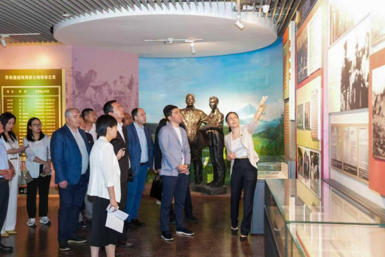 Uzbek Official Niyazmuradov Ikhtiyor Visits Hainan
